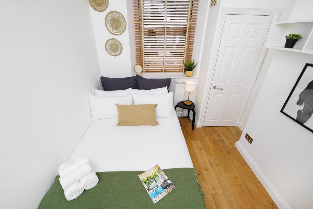2 Bedr, 3 Beds, 1 Bath Thames, Trafalgar Sq Лондон Екстериор снимка