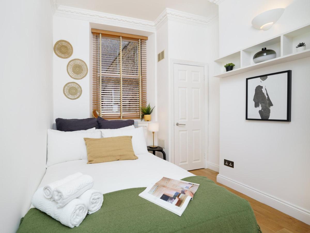2 Bedr, 3 Beds, 1 Bath Thames, Trafalgar Sq Лондон Екстериор снимка