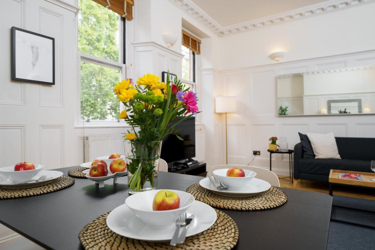 2 Bedr, 3 Beds, 1 Bath Thames, Trafalgar Sq Лондон Екстериор снимка