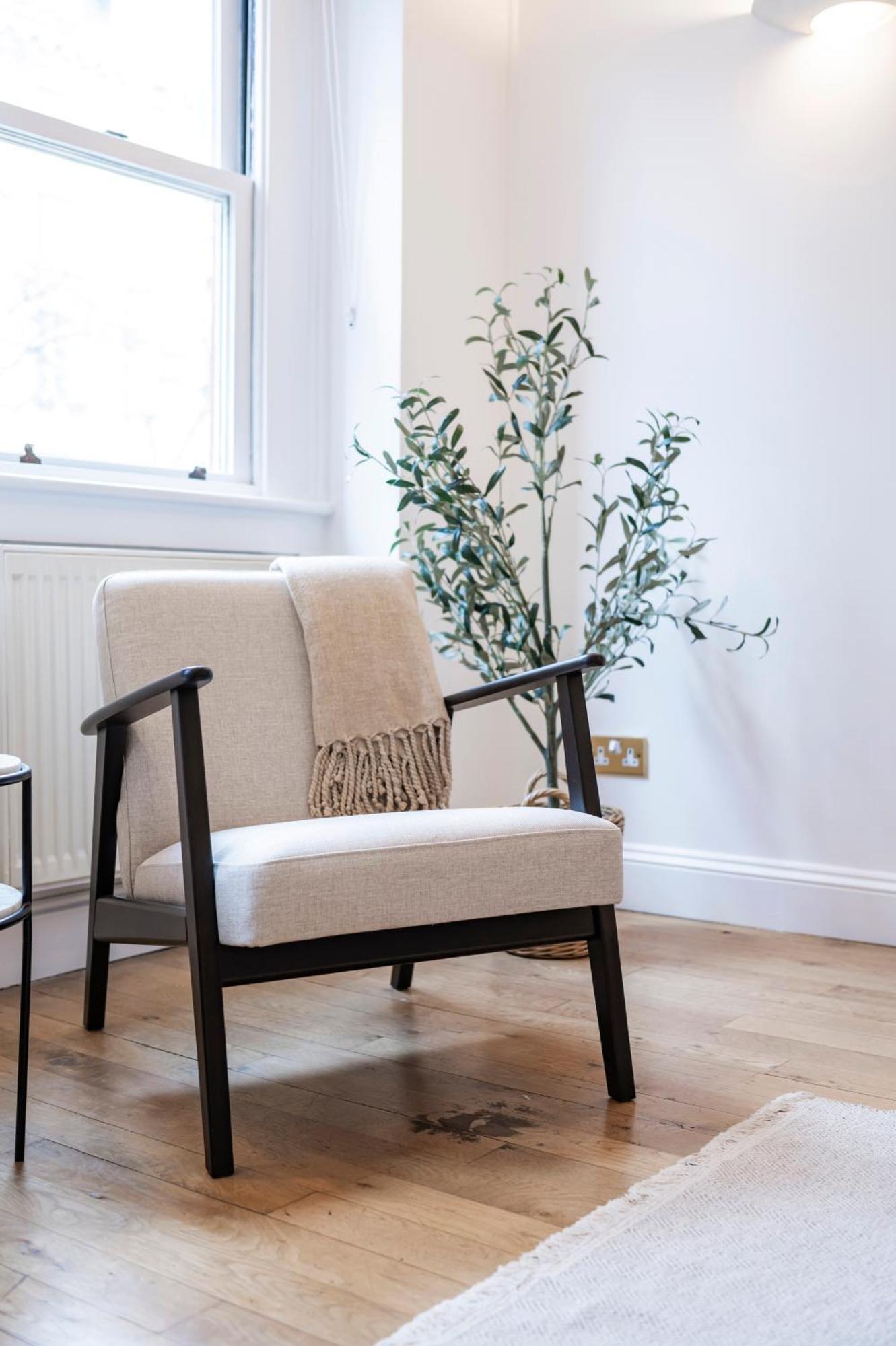 2 Bedr, 3 Beds, 1 Bath Thames, Trafalgar Sq Лондон Екстериор снимка