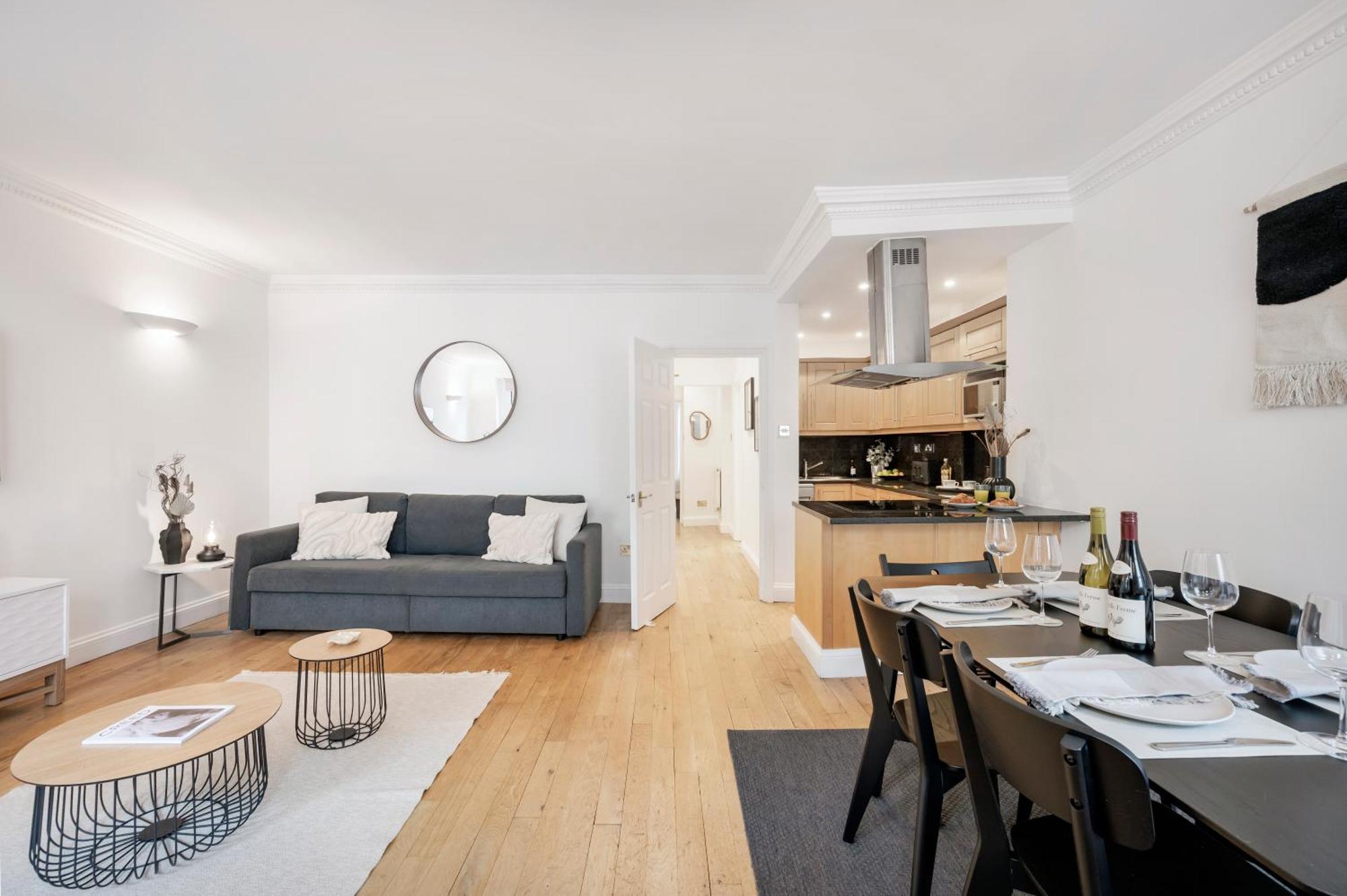 2 Bedr, 3 Beds, 1 Bath Thames, Trafalgar Sq Лондон Екстериор снимка
