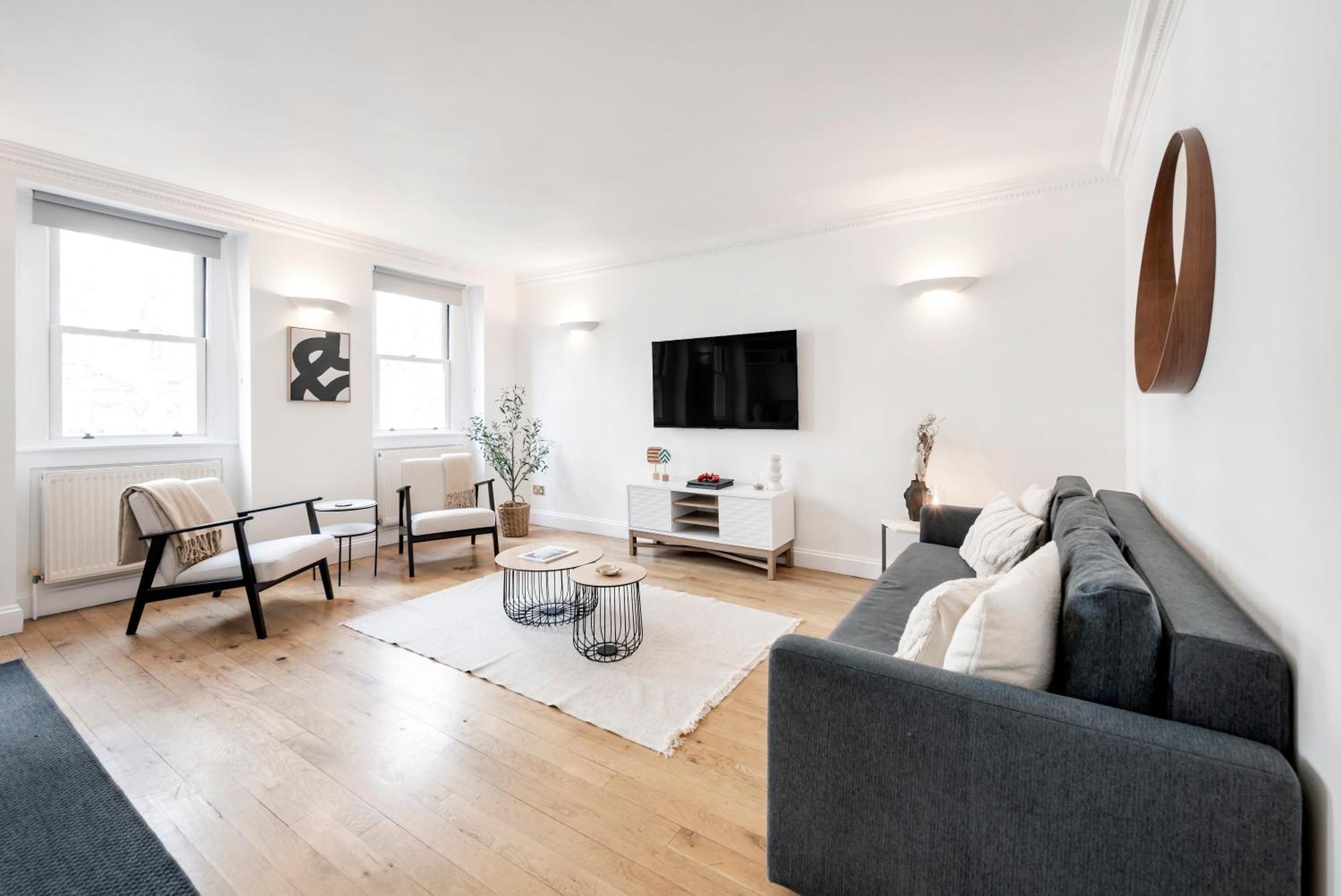 2 Bedr, 3 Beds, 1 Bath Thames, Trafalgar Sq Лондон Екстериор снимка